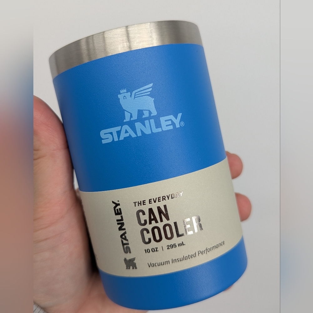 New Stanley The Everyday Slim Can Cooler Cup 10 oz blue azure